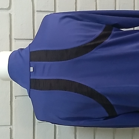 Tek Gear Women's Zip Up Workout Jacket. Size M/L See Measurements - Picture 8 of 11